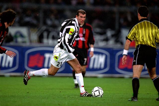 英雄联盟S15赛制-风云突变！尤文图斯冲刺阶段临场应变，全明星赛版图或变，目标明确，数据趋势出现新变化(尤文图斯2024赛季阵型)