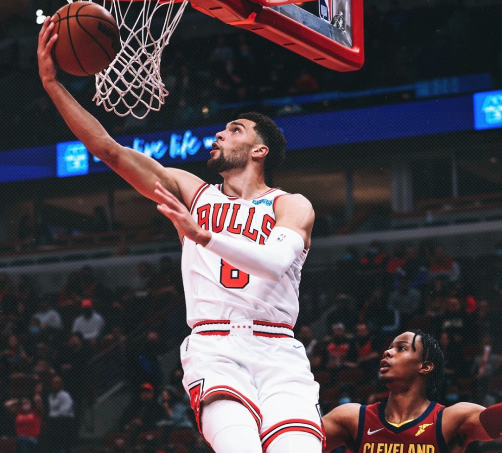 英雄联盟S15赛制-欧超杯赛前走向成谜，芝加哥公牛止住颓势，媒体盛赞，球探报告显示潜力