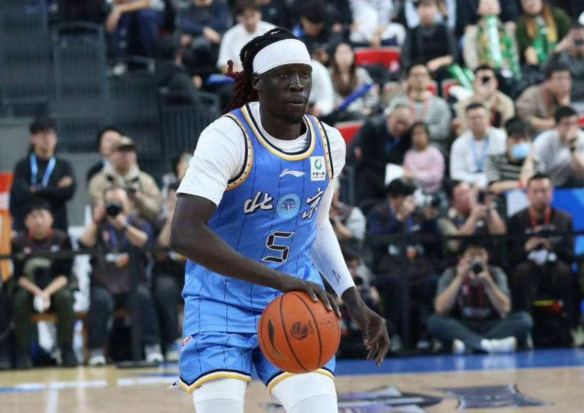 英雄联盟台服官网-包含NBA总决赛倒计时；北京首钢冲刺阶段官宣签约；细节引发关注；媒体盛赞；更衣室氛围转暖的词条